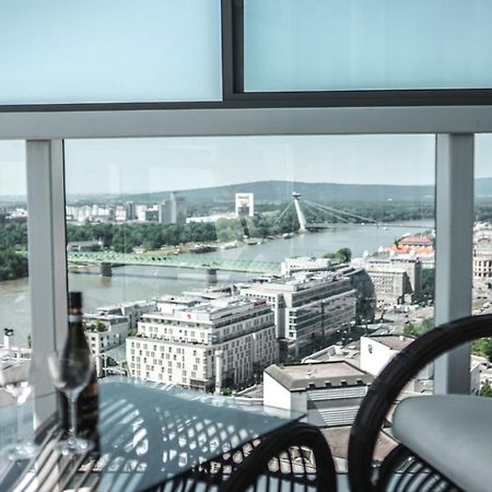 Voir Apartment 브라티슬라바 외부 사진