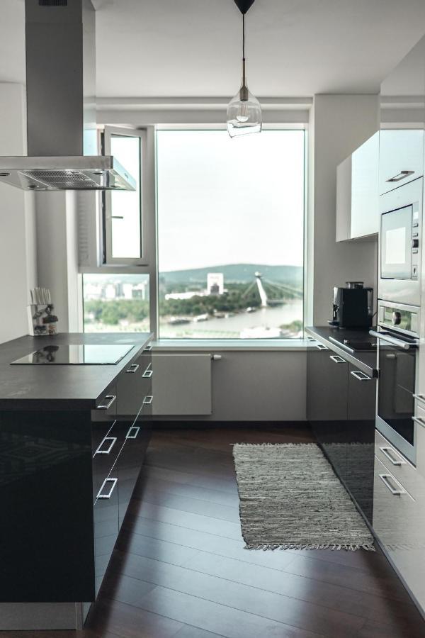 Voir Apartment 브라티슬라바 외부 사진