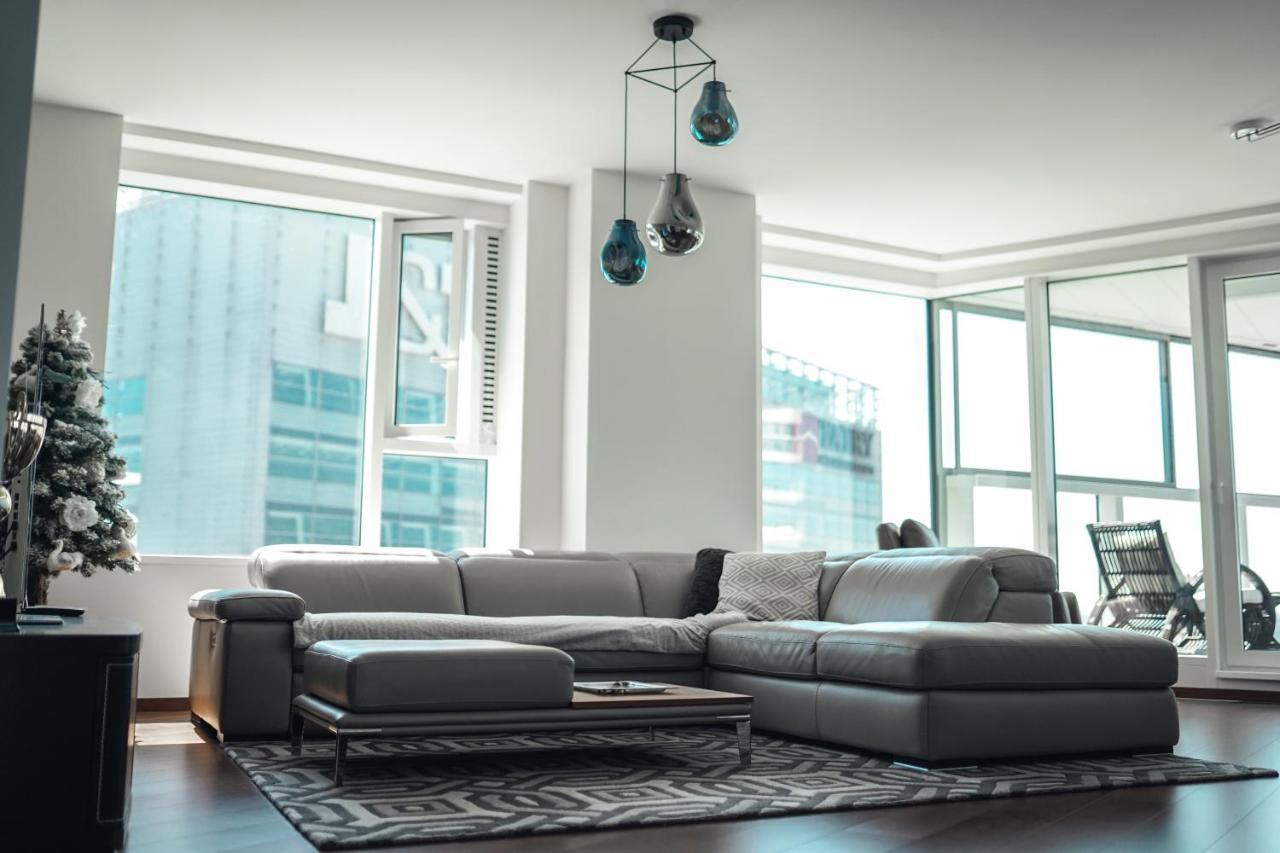 Voir Apartment 브라티슬라바 외부 사진